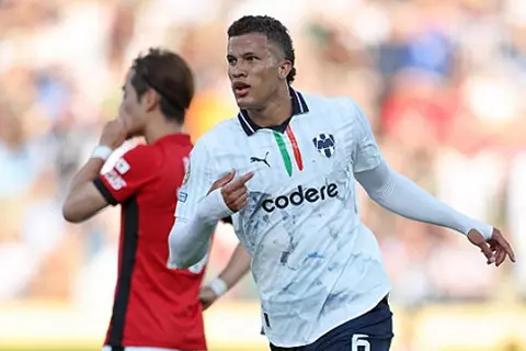 3 قذائف في 8 دقائق.. مونتيري يفجر شباك أوراوا بكأس العالم للأندية